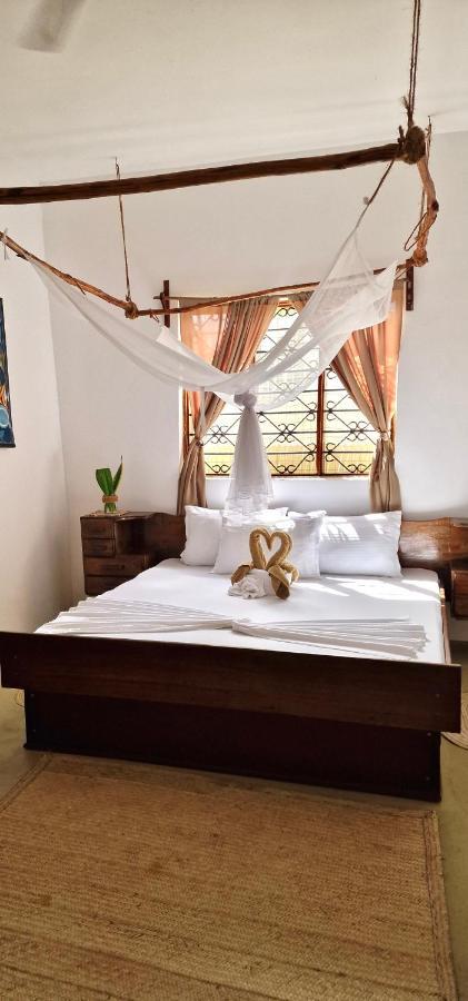 Mlango Paje House Bed & Breakfast Luaran gambar